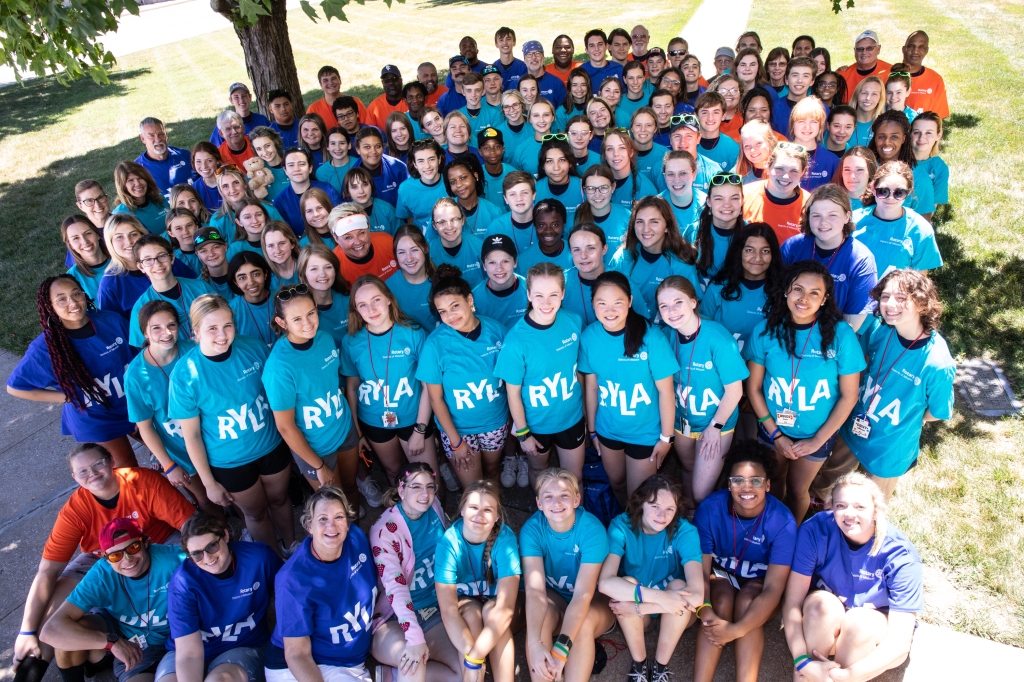 A group of young people with RYLA shirts